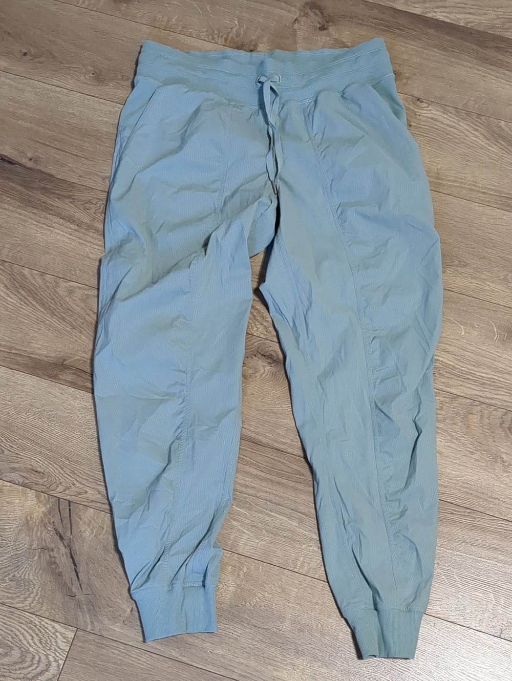 LULULEMON Dance Studio Mid-Rise Jogger Light Green Women's Size 10 - Picture 3 of 11